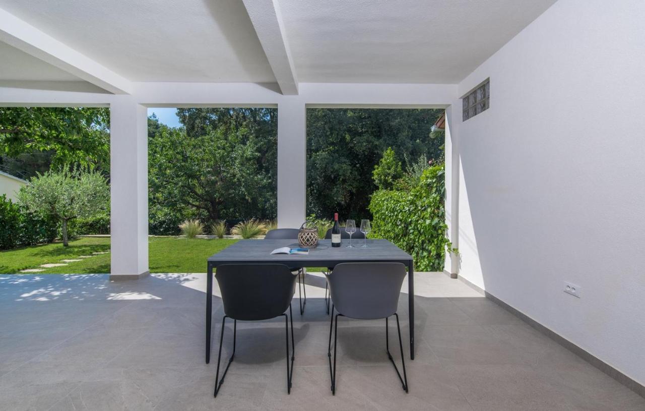 Apartment Vitamare Porec Esterno foto