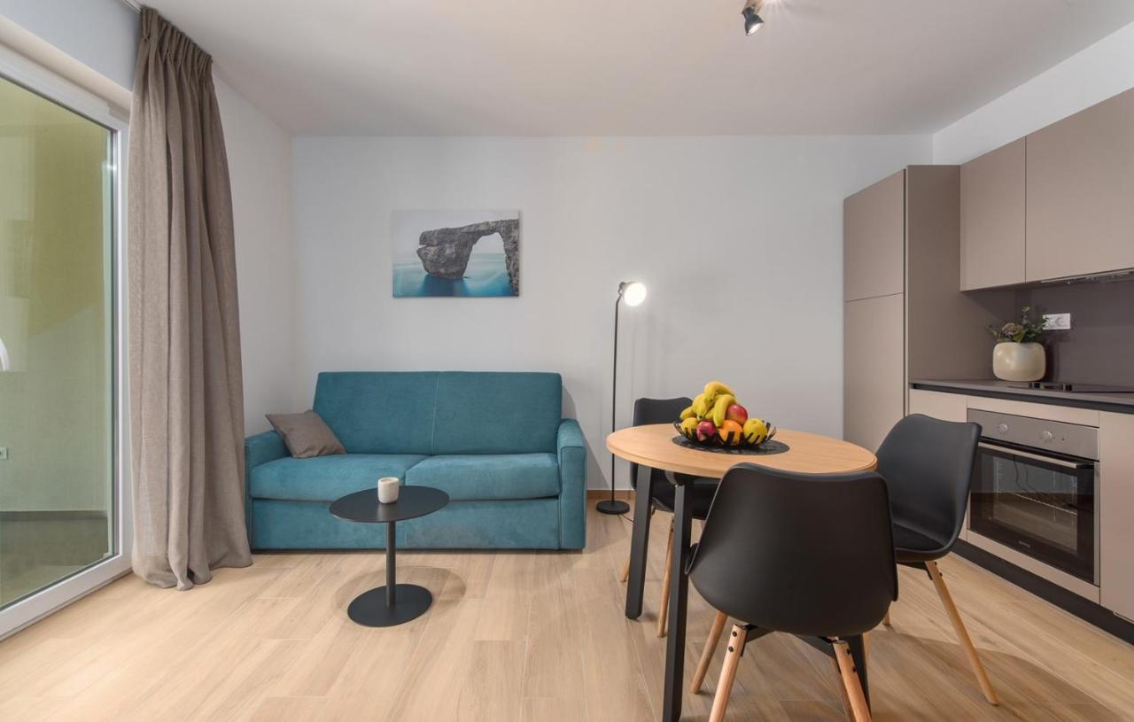 Apartment Vitamare Porec Esterno foto